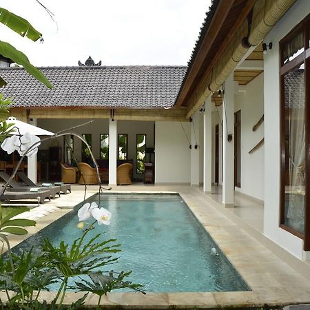 Villa Bindi Ubud Exteriör bild